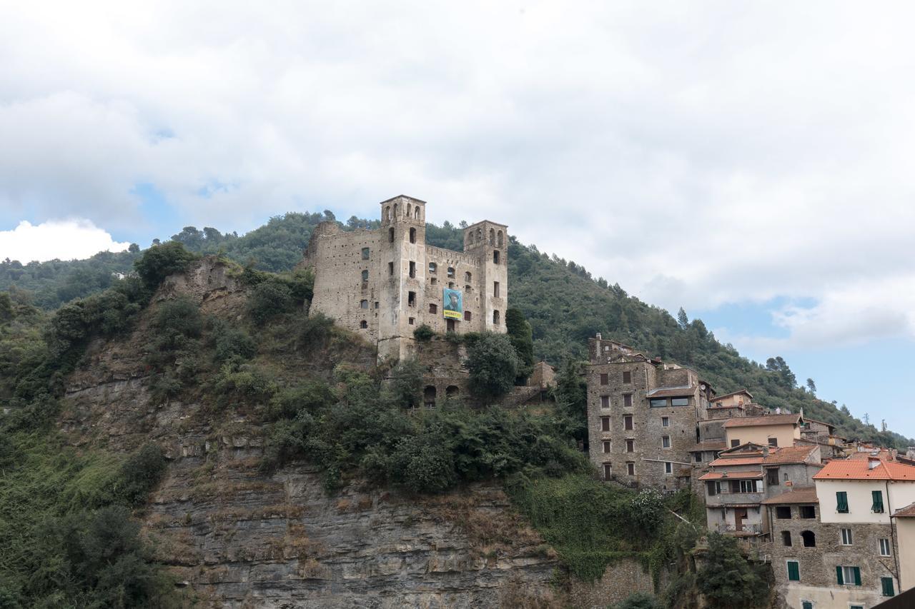 Dussaiga - La Casa Di Rina Villa Dolceacqua Exterior photo